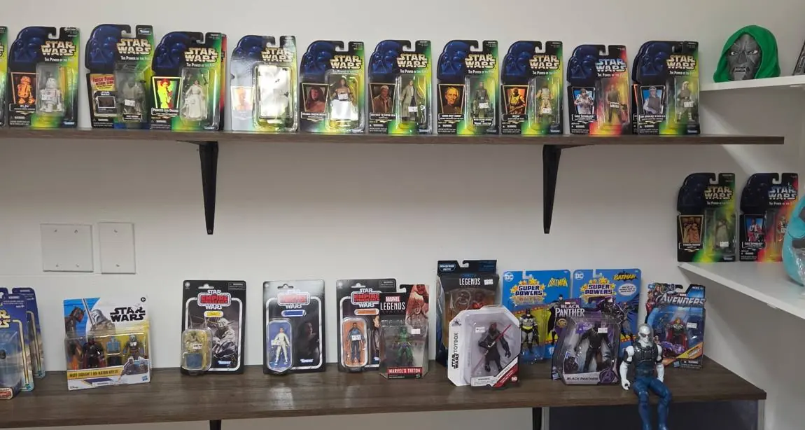 Shelves of carded Star Wars action figures